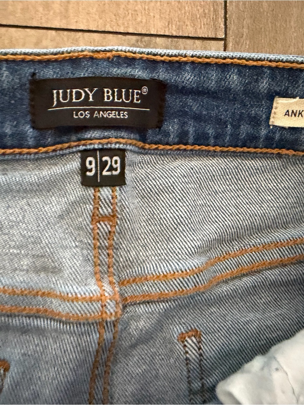 Judy Blue Straight Leg Medium Blue Jeans - Picture 4 of 12